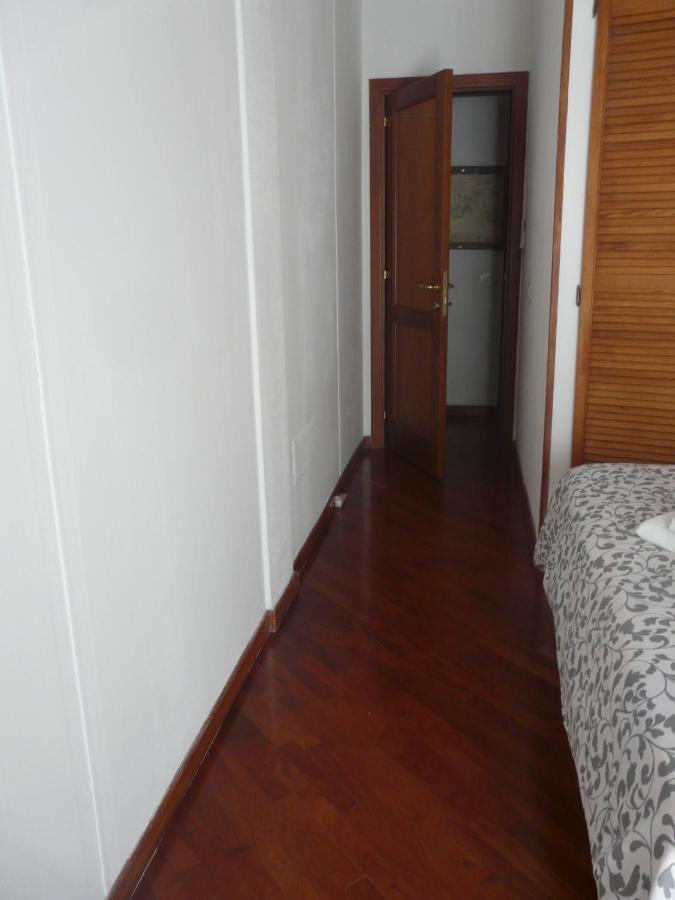 Central Room With Private Bathroom, No Smoking Palau Buitenkant foto